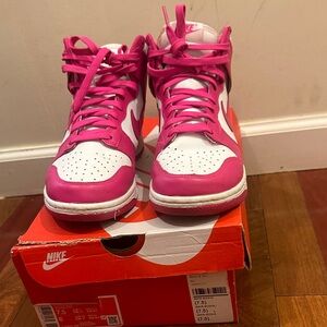 Nike Pink and White Women's Sneakers